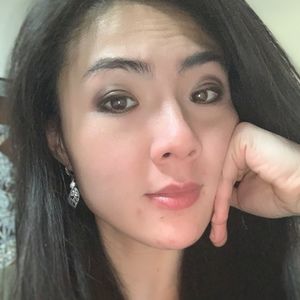 Meet your Posher, Thuy